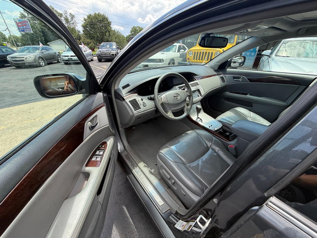 Toyota Avalon XLS 2008
