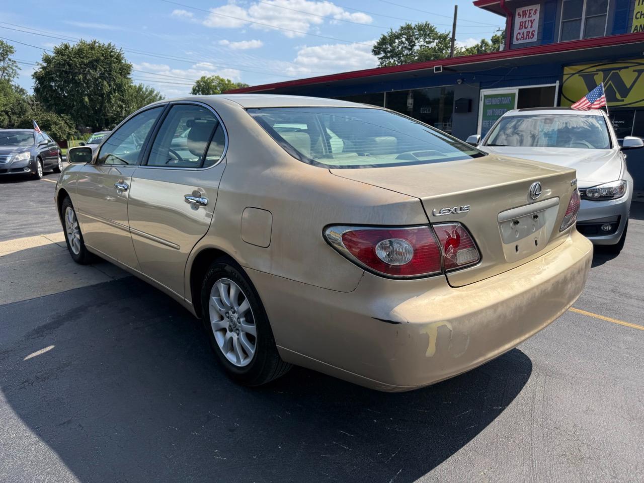 Lexus ES 300 Sedan 2002