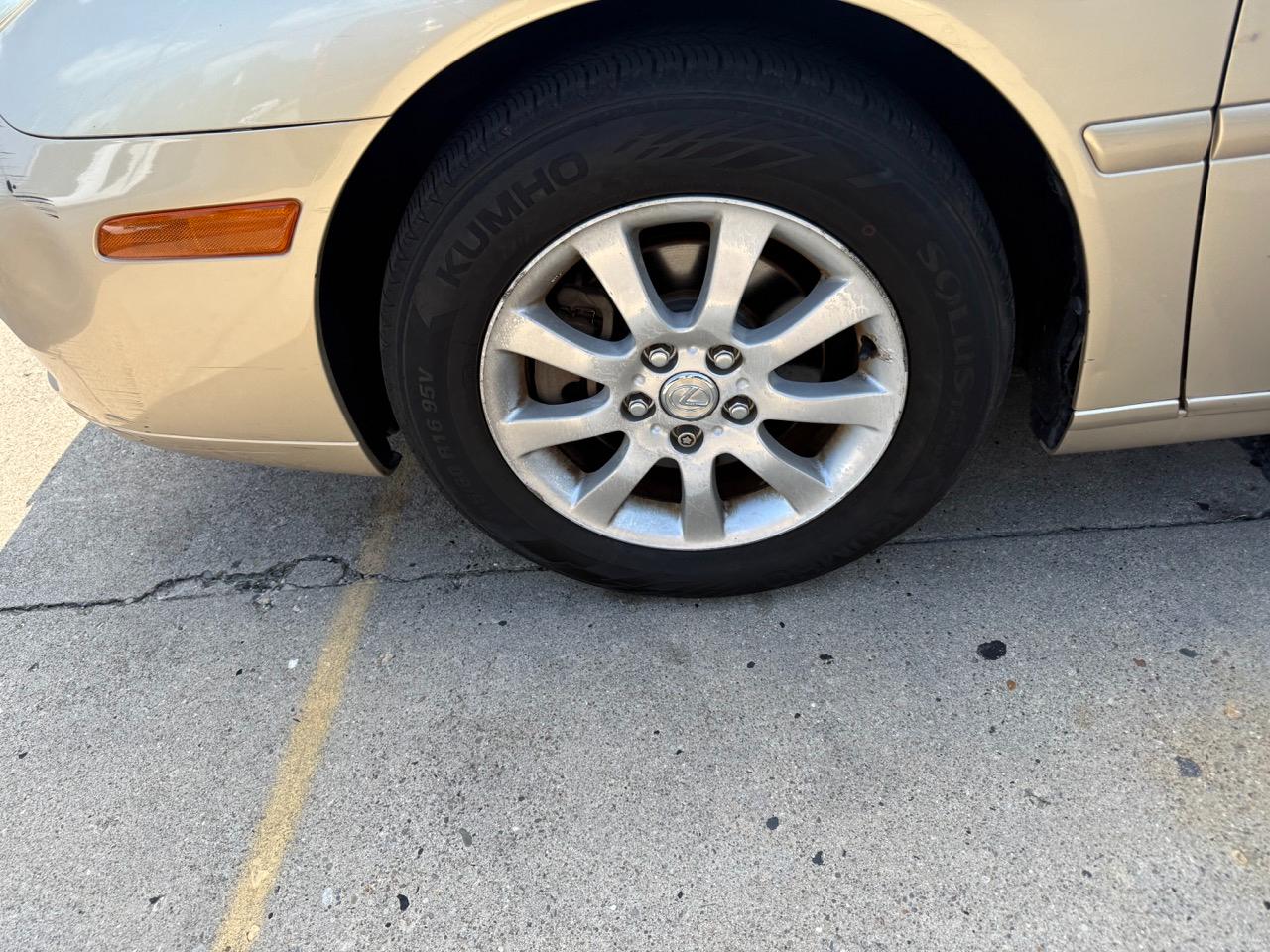 Lexus ES 300 Sedan 2002