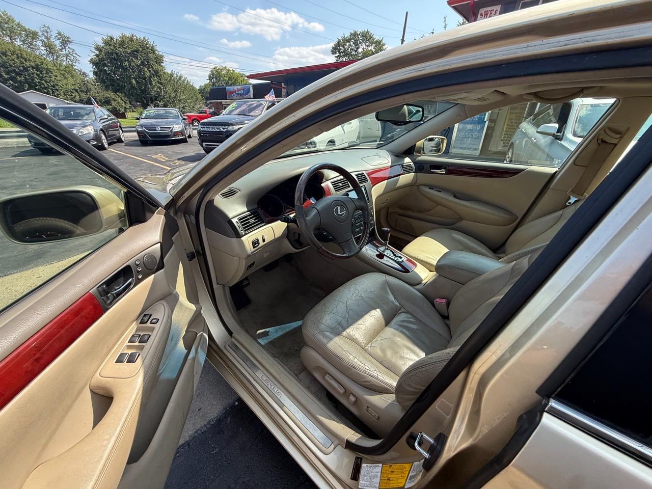 Lexus ES 300 Sedan 2002