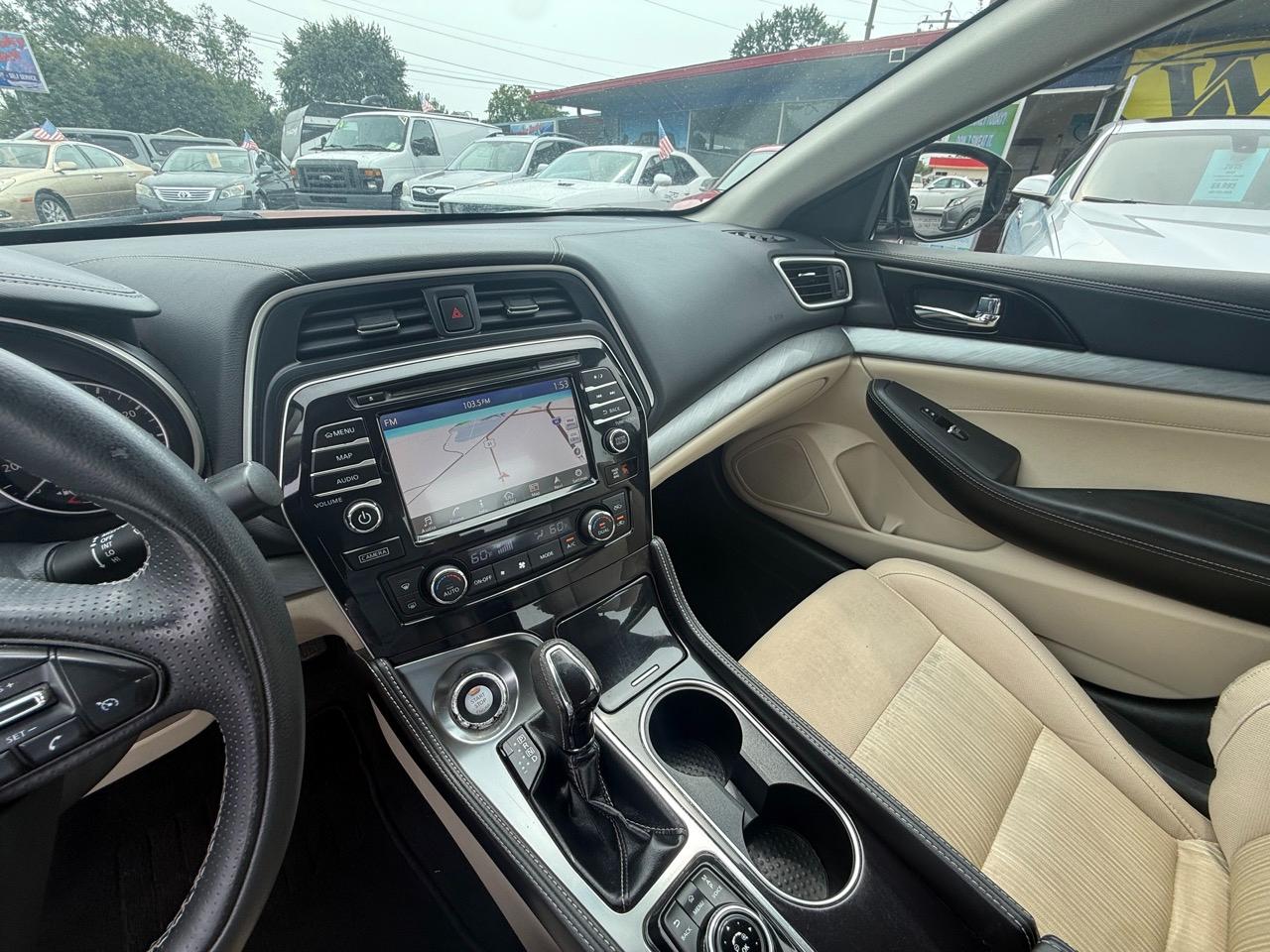 Nissan Maxima 3.5 S 2016