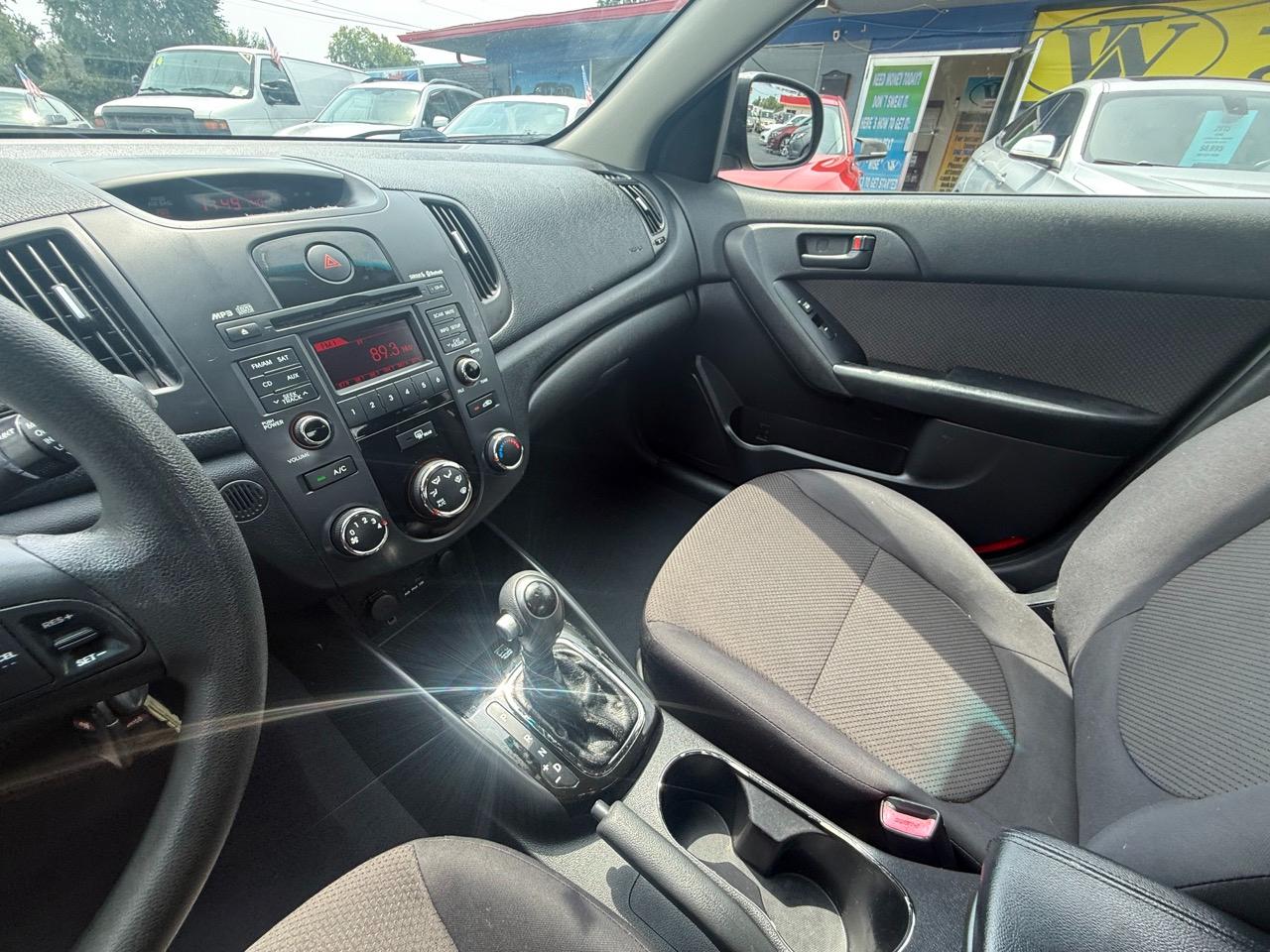 Kia Forte EX 2012