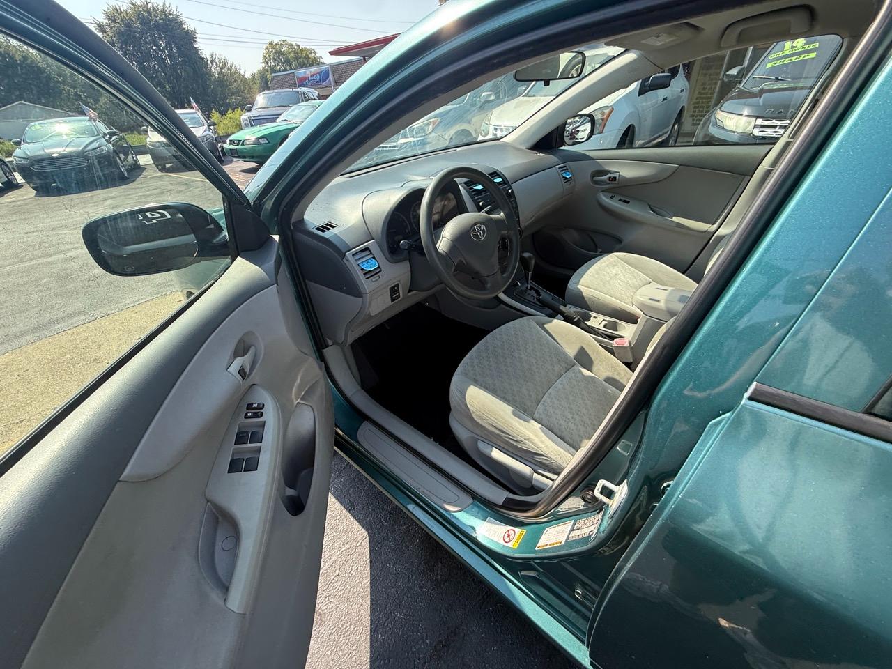 Toyota Corolla S 4-Speed AT 2009