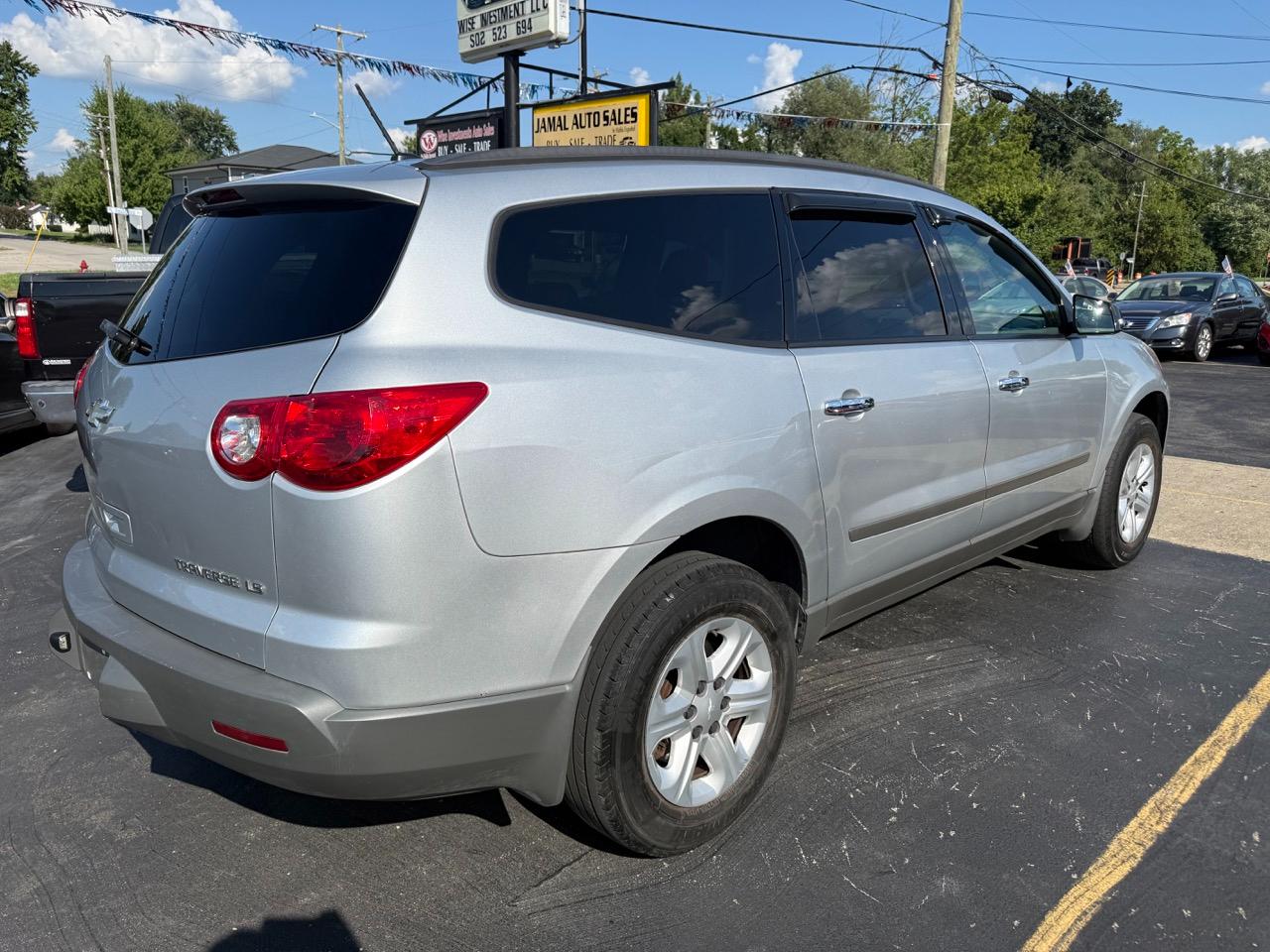 Chevrolet Traverse LS FWD w/PDC 2012