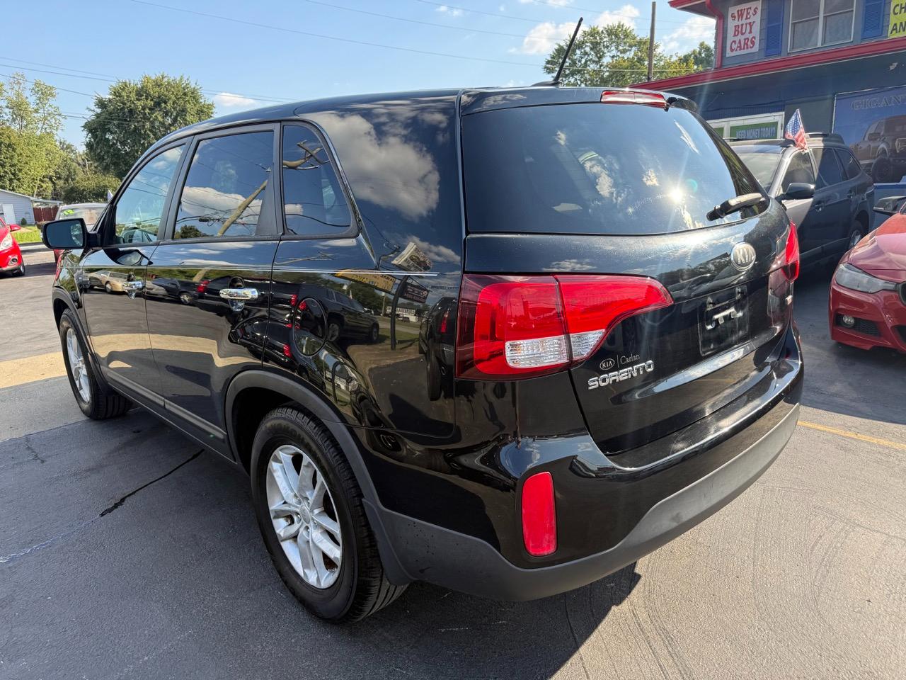 Kia Sorento LX 2WD 2014