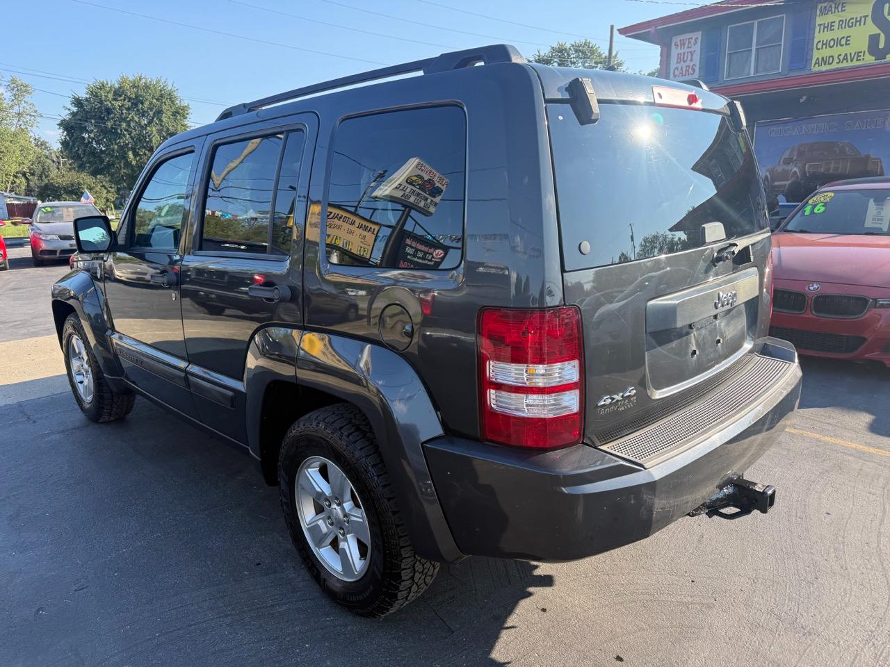 Jeep Liberty Sport 4WD 2011