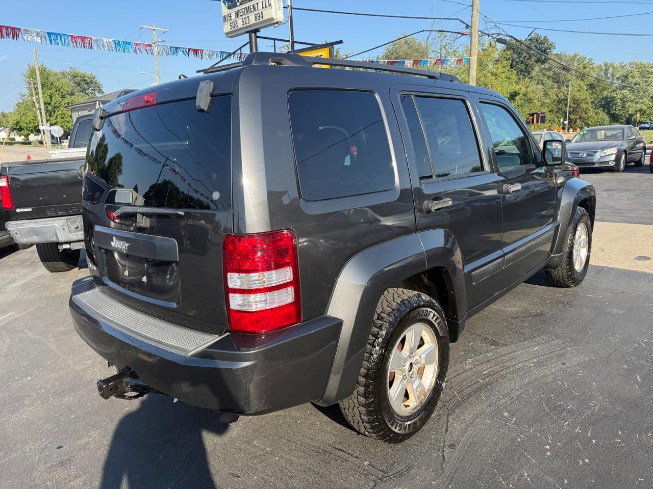 Jeep Liberty Sport 4WD 2011