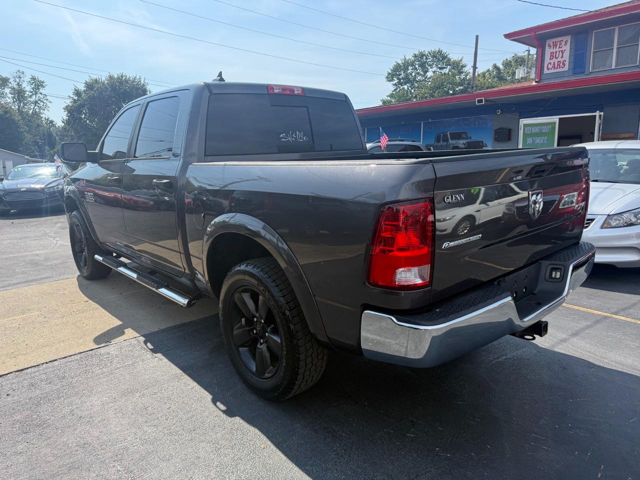 RAM 1500 Outdoorsman 4x4 Crew Cab 6'4" Box 2016