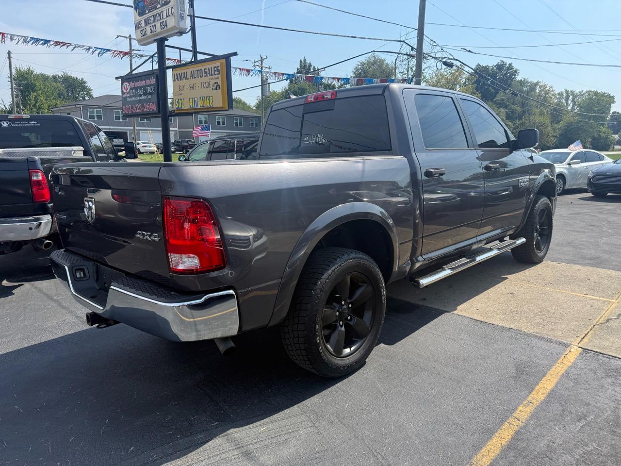 RAM 1500 Outdoorsman 4x4 Crew Cab 6'4" Box 2016
