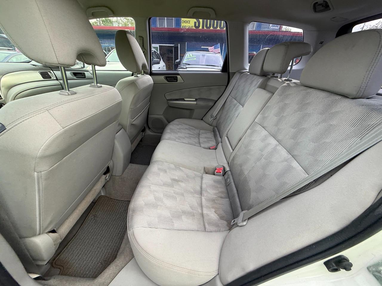 Subaru Forester 2.5X 2010