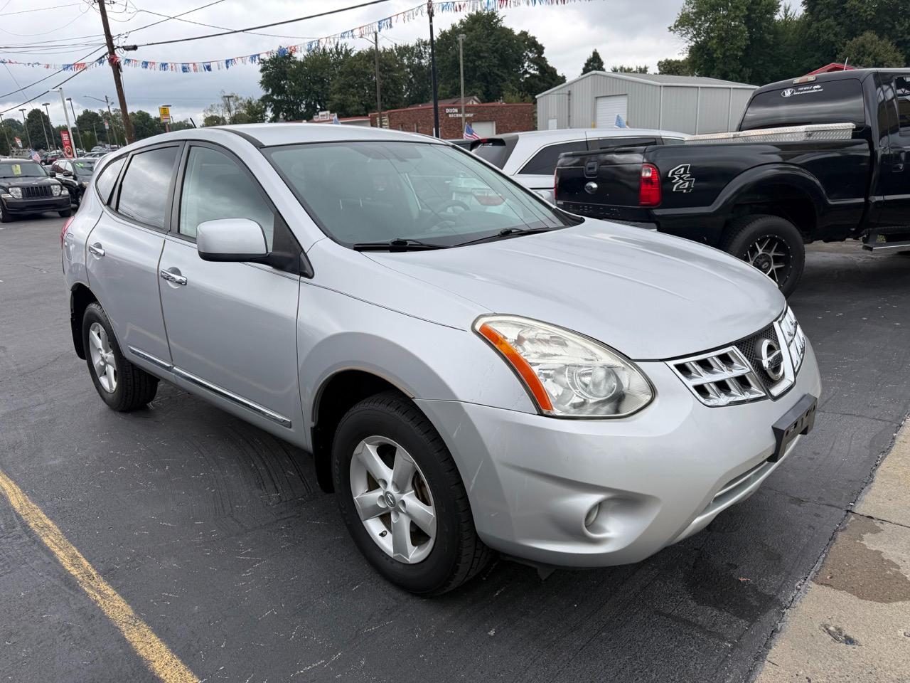 Nissan Rogue S AWD 2013