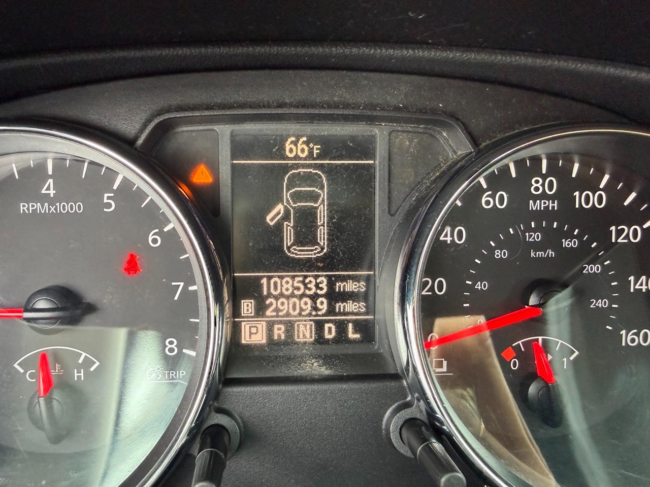 Nissan Rogue S AWD 2013