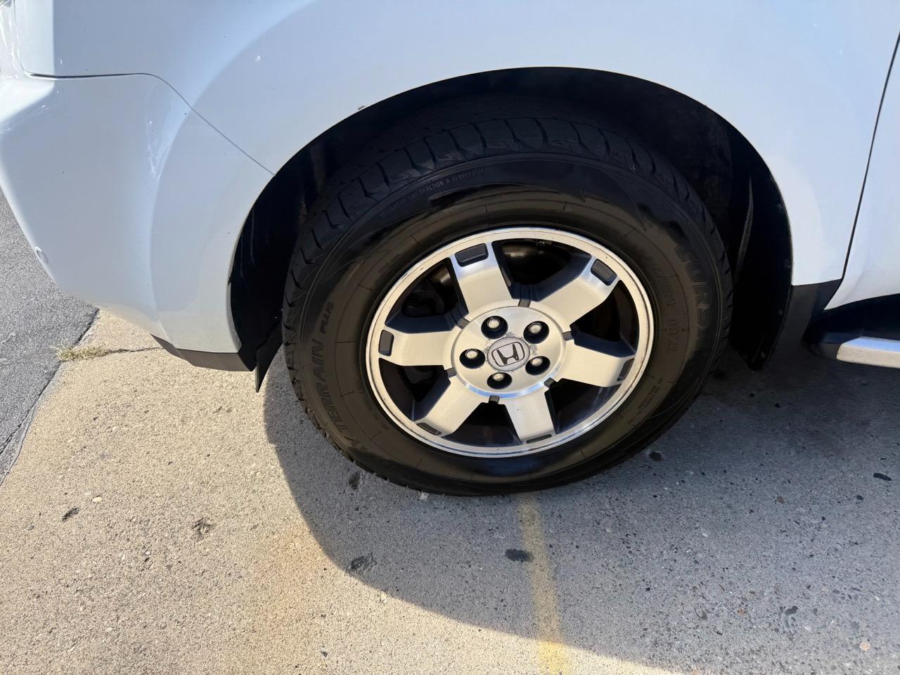 Honda Pilot Touring 4WD 5-Spd AT 2010