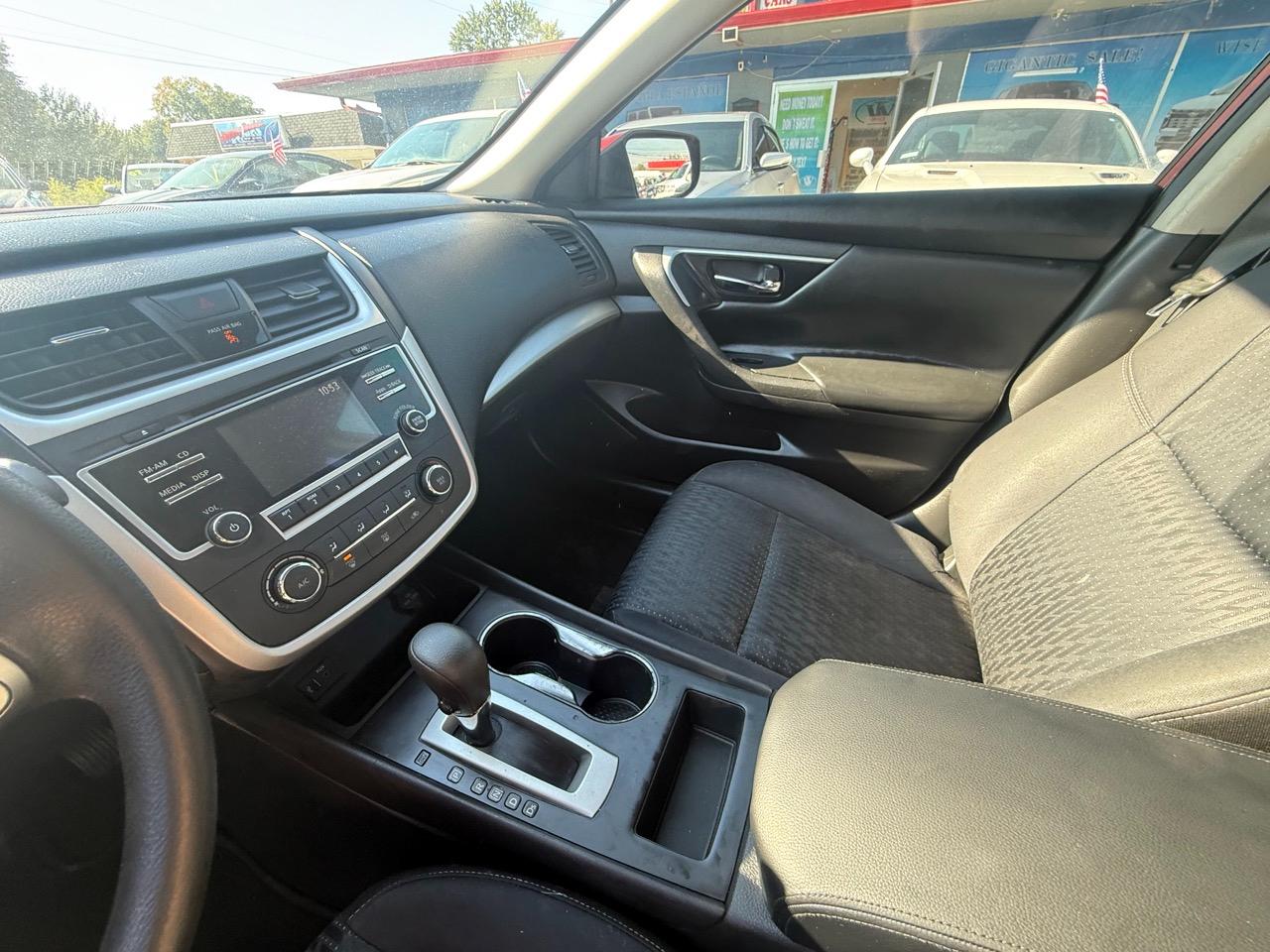 Nissan Altima 2.5 SR 2016