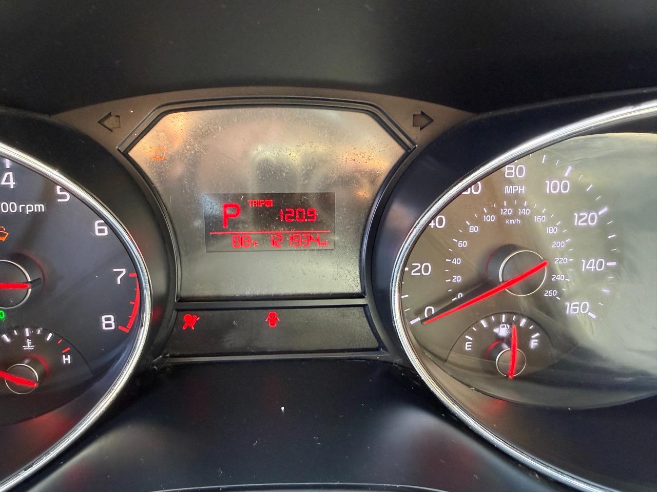 Kia Sedona LX 2016