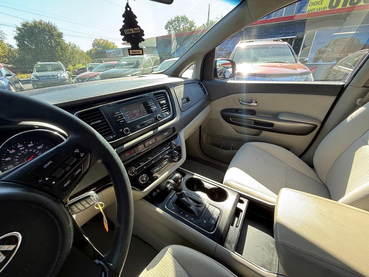 Kia Sedona LX 2016