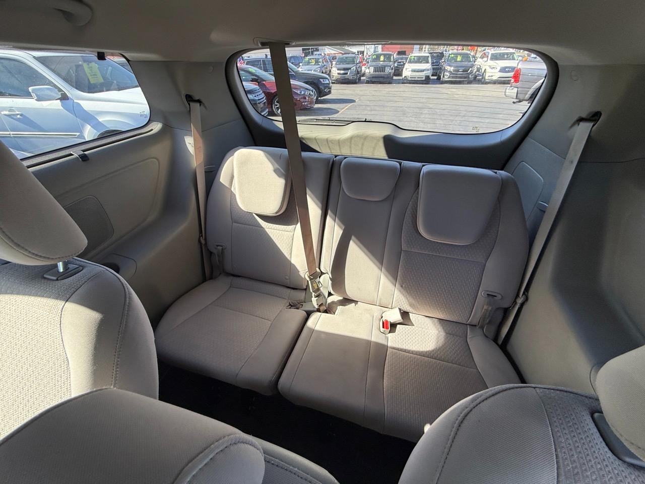 Kia Sedona LX 2016