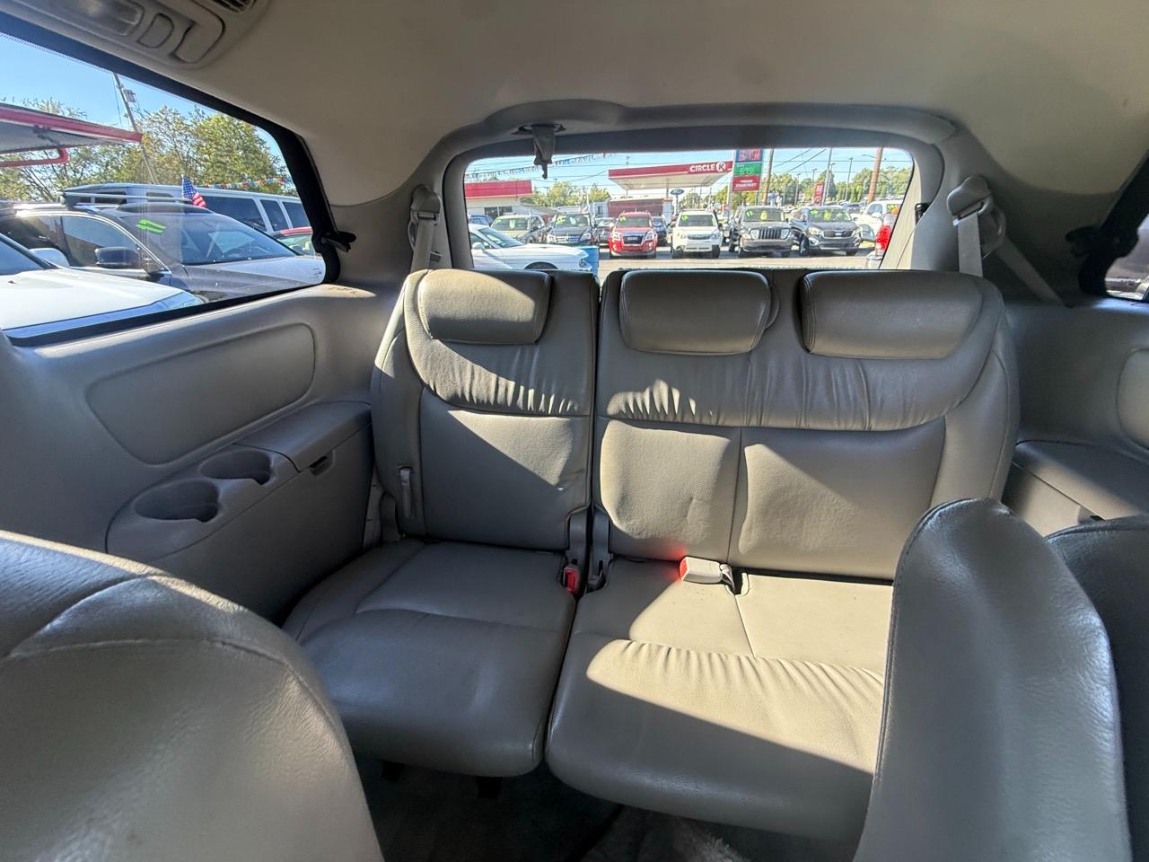 Toyota Sienna XLE Limited FWD 2008