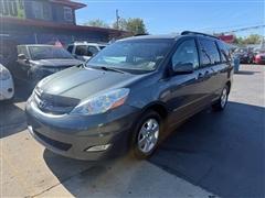 2008 Toyota Sienna 