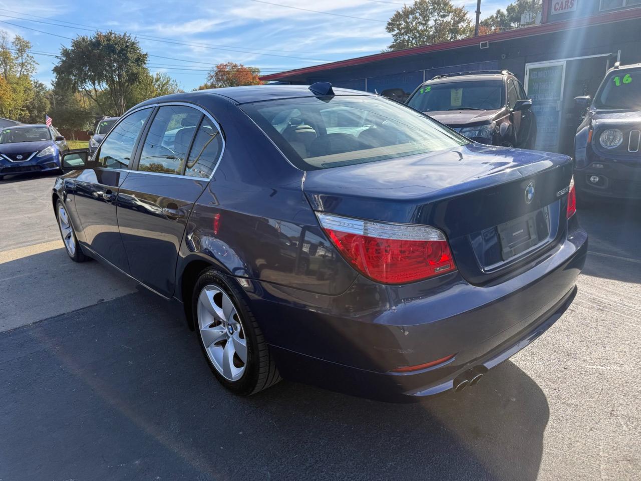 BMW 5-Series 528i 2008