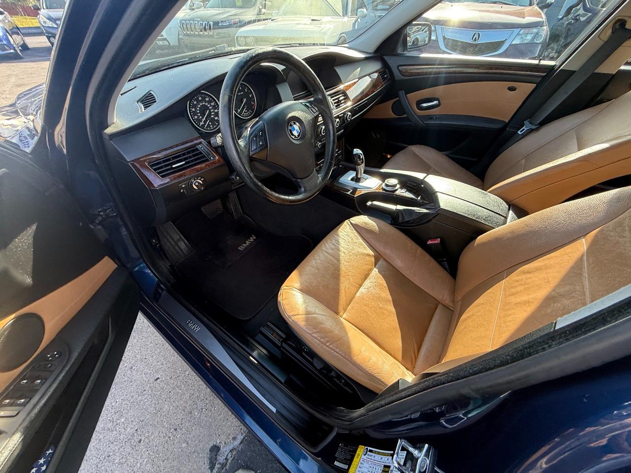 BMW 5-Series 528i 2008