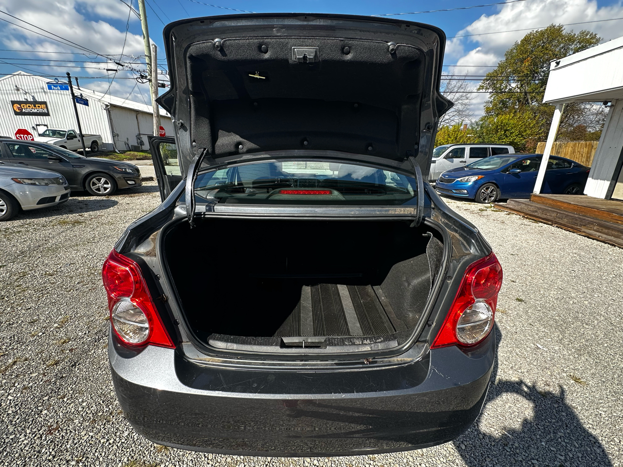 Chevrolet Sonic LT Manual Sedan 2013