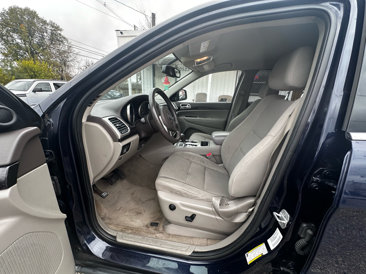 Jeep Grand Cherokee Laredo 4WD 2012