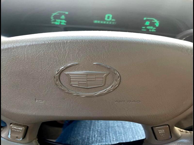 Cadillac DeVille  2005