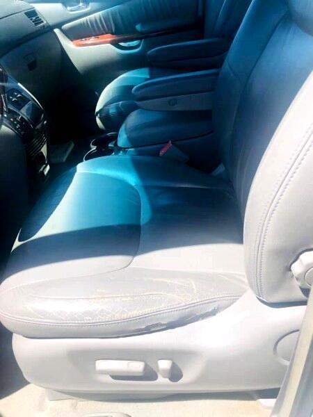 Toyota Sienna  2004