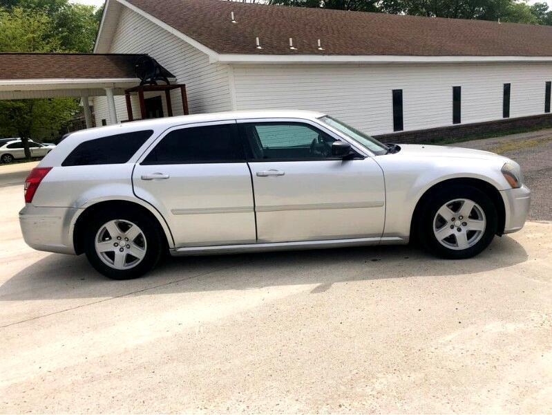 Dodge Magnum  2005