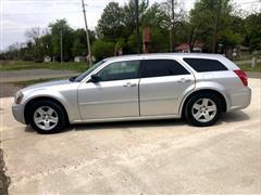 2005 Dodge Magnum 