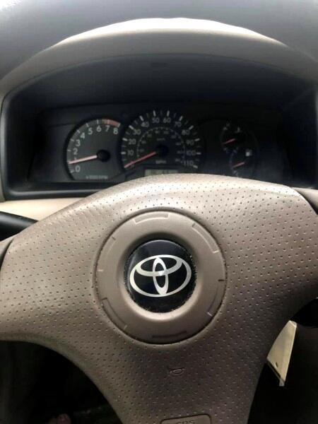 Toyota Corolla  2005