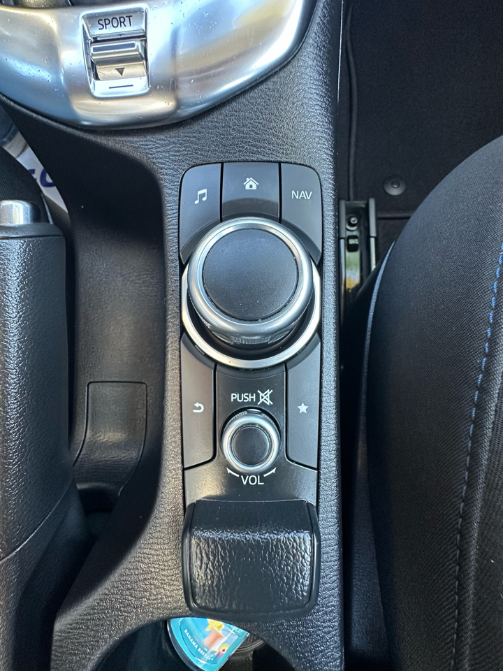 Toyota Yaris iA 6A 2018