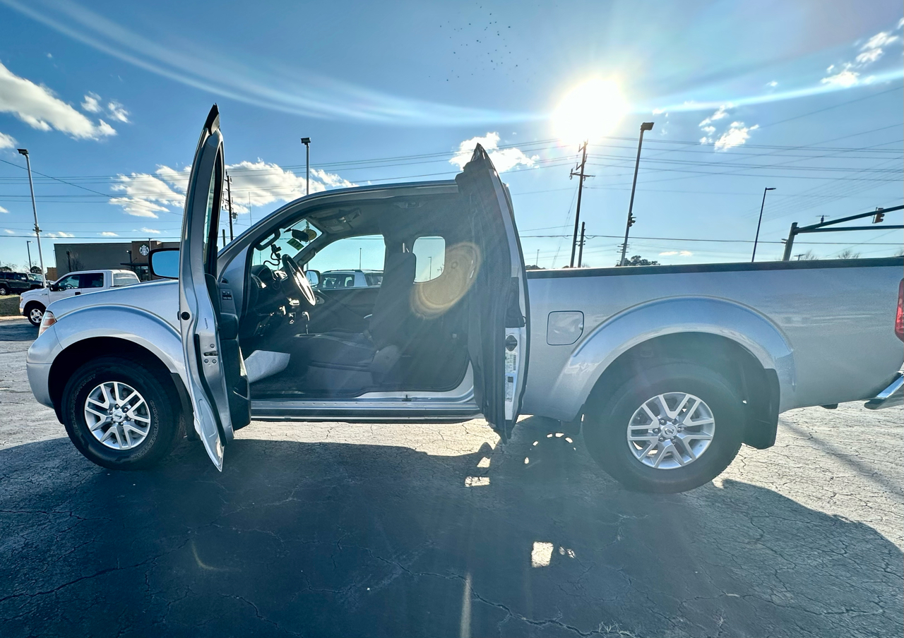 Nissan Frontier S Crew Cab 5AT 4WD 2015