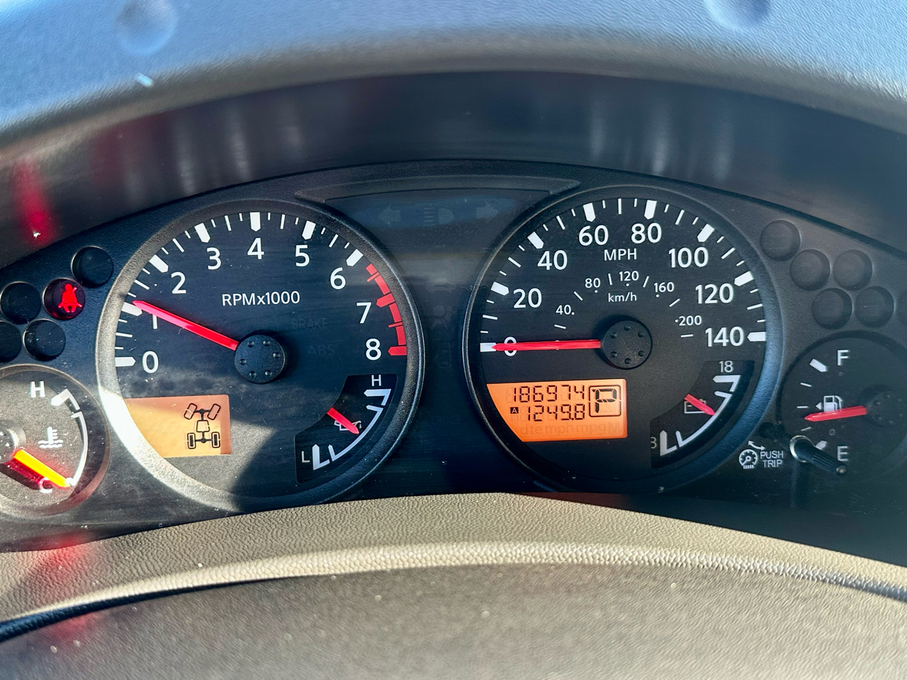 Nissan Frontier S Crew Cab 5AT 4WD 2015