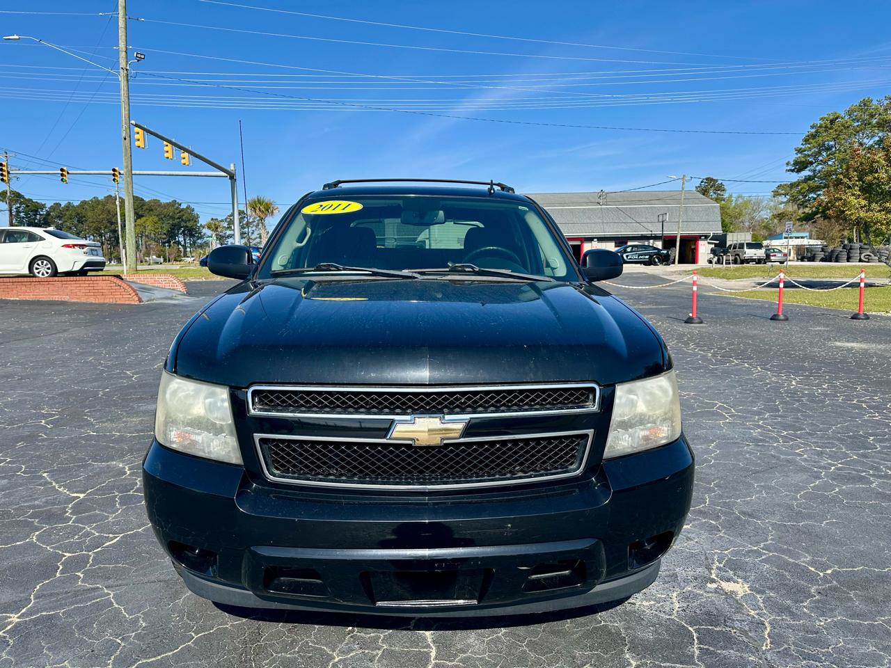 Chevrolet Avalanche LS 2WD 2011