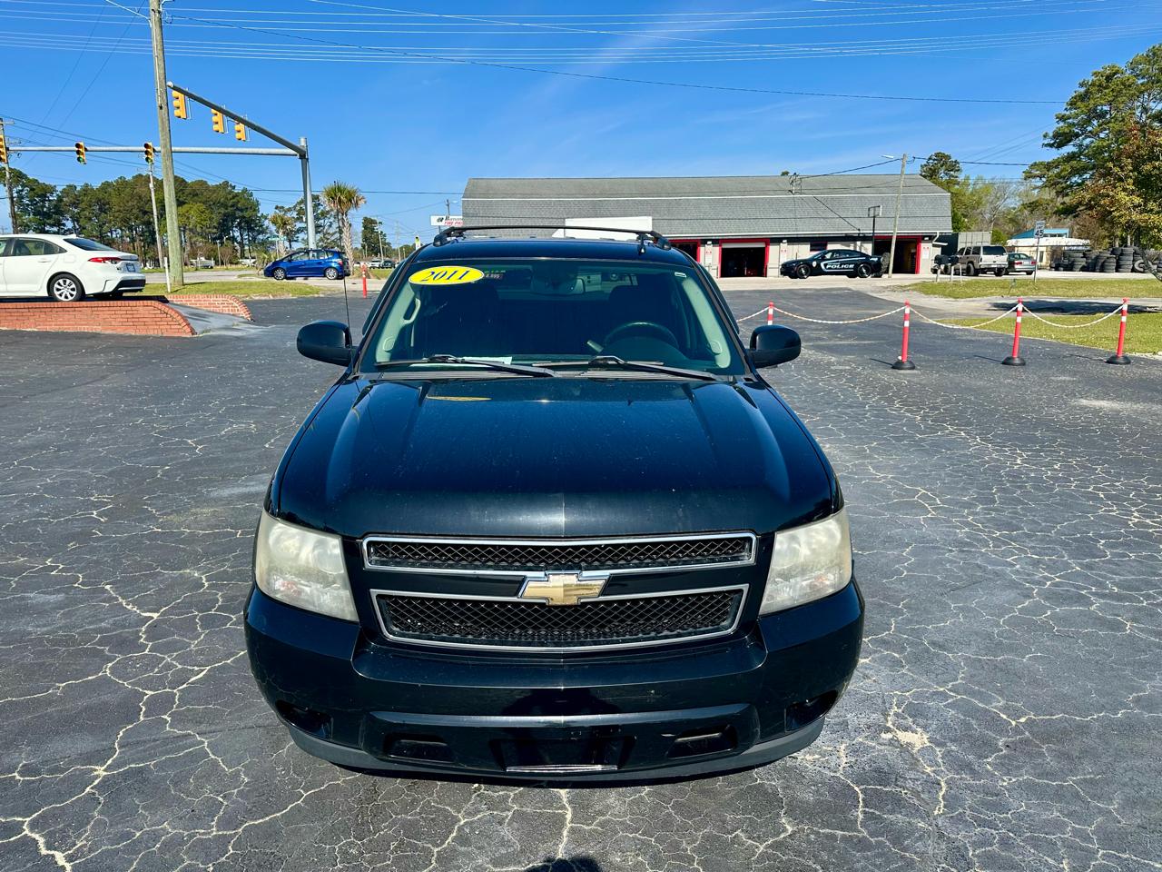 Chevrolet Avalanche LS 2WD 2011