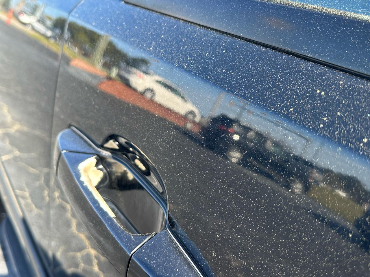 Chevrolet Avalanche LS 2WD 2011