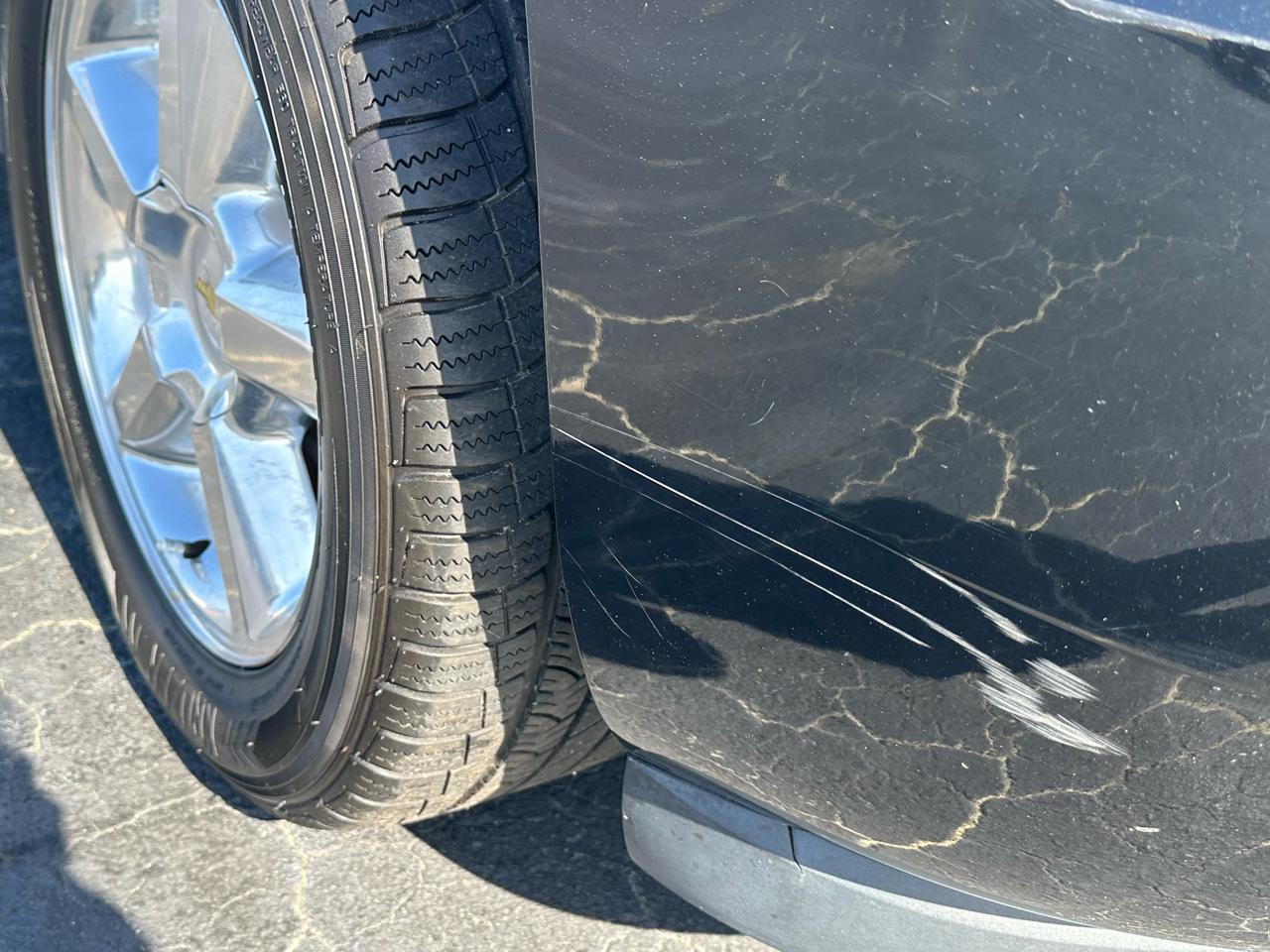 Chevrolet Avalanche LS 2WD 2011