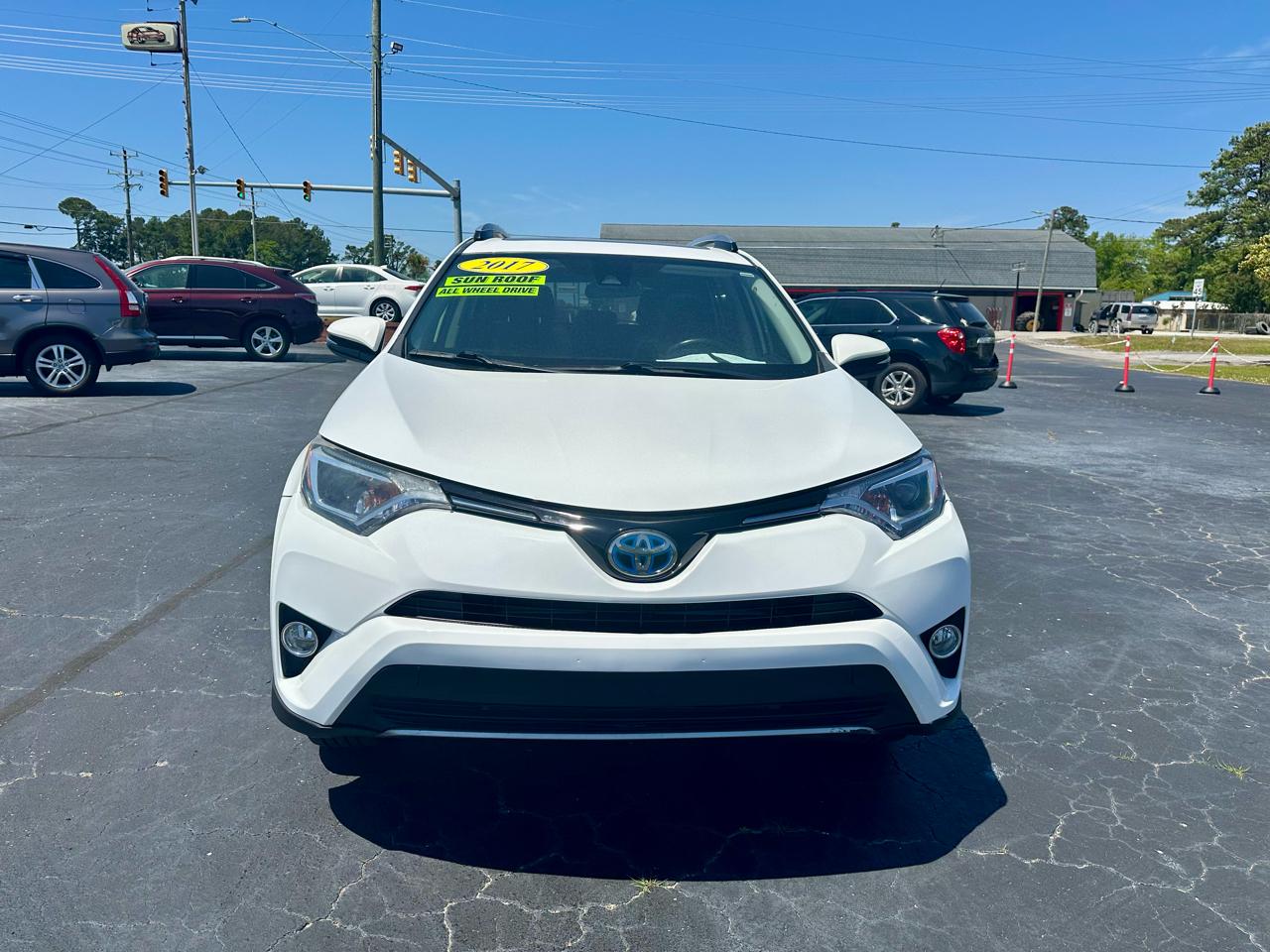 Toyota RAV4 Hybrid XLE 2017