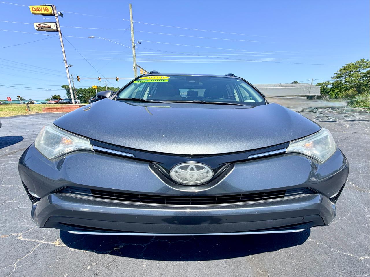 Toyota RAV4 XLE FWD 2018