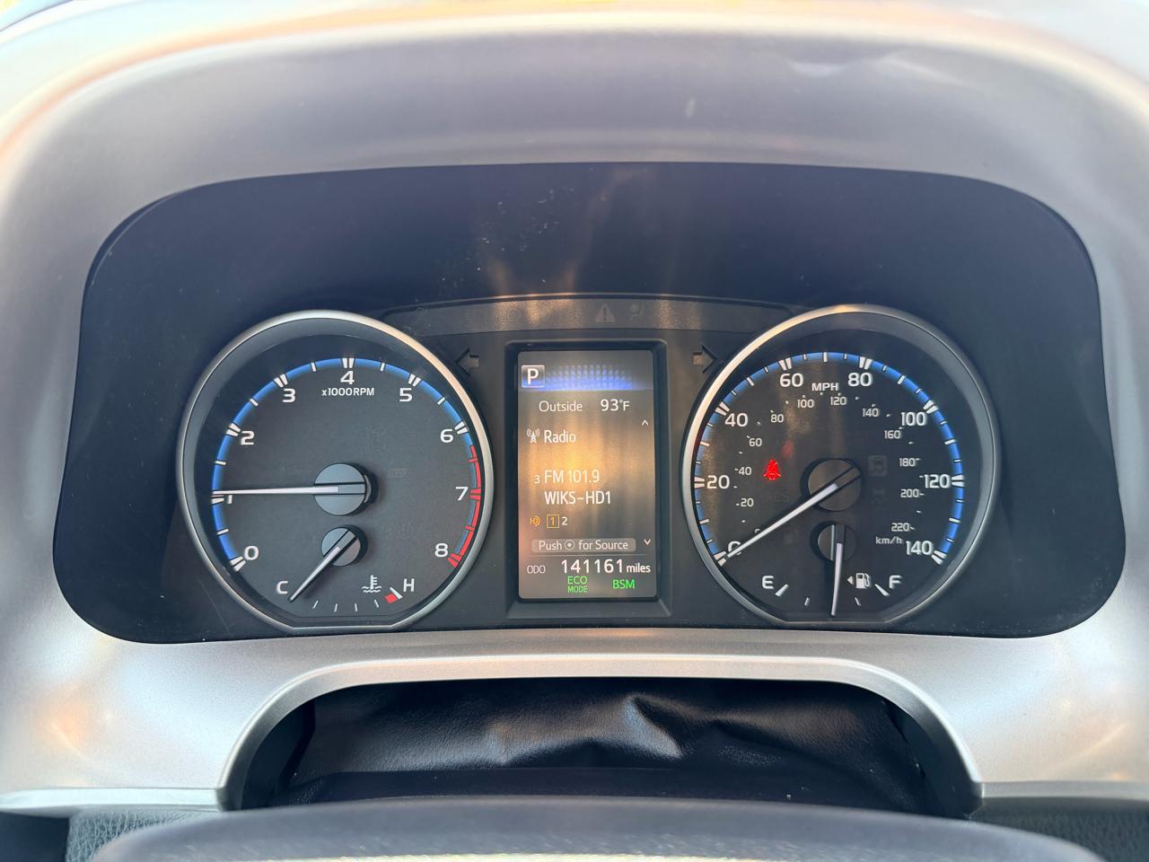 Toyota RAV4 XLE FWD 2018