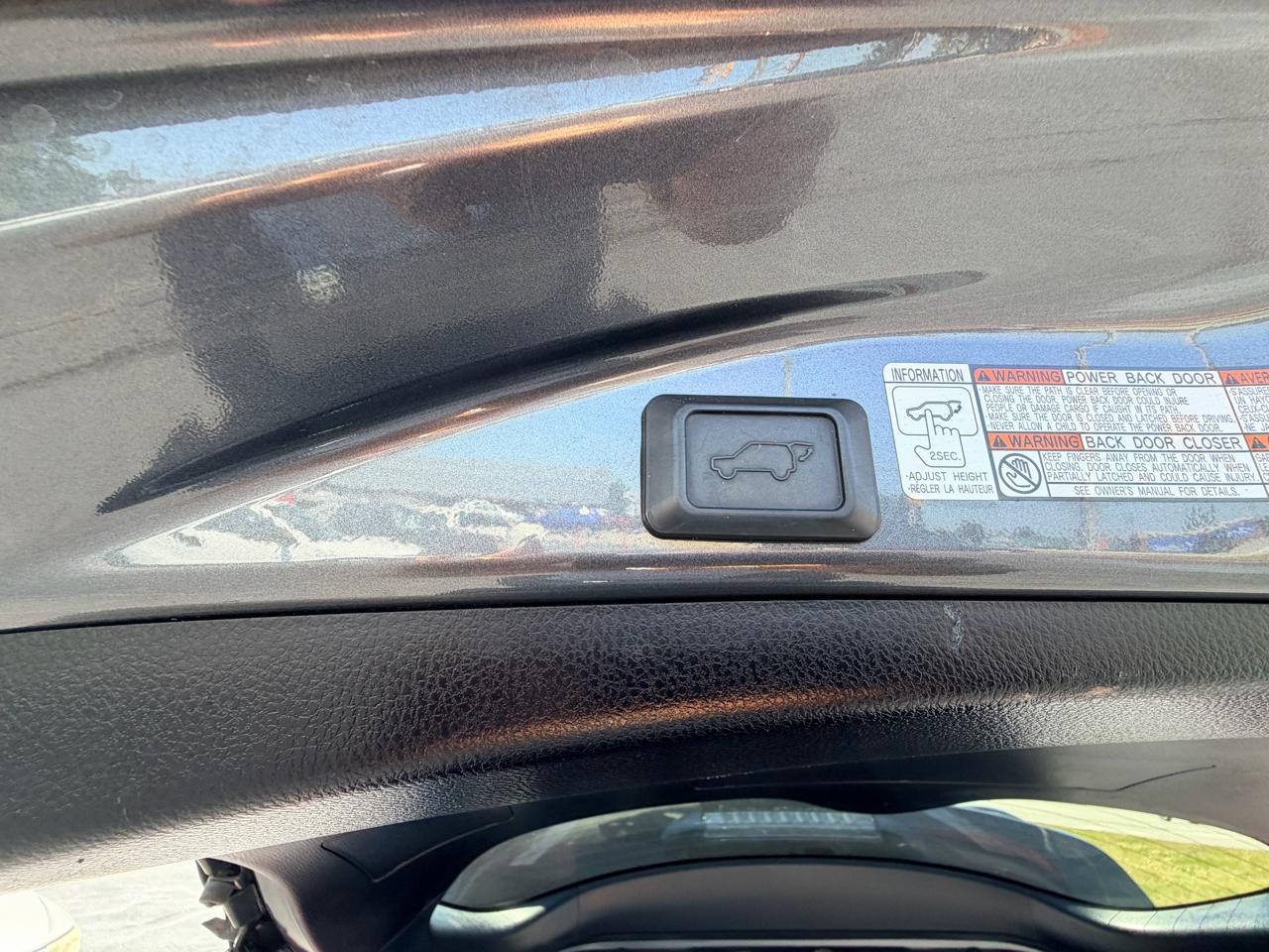 Toyota RAV4 XLE FWD 2018