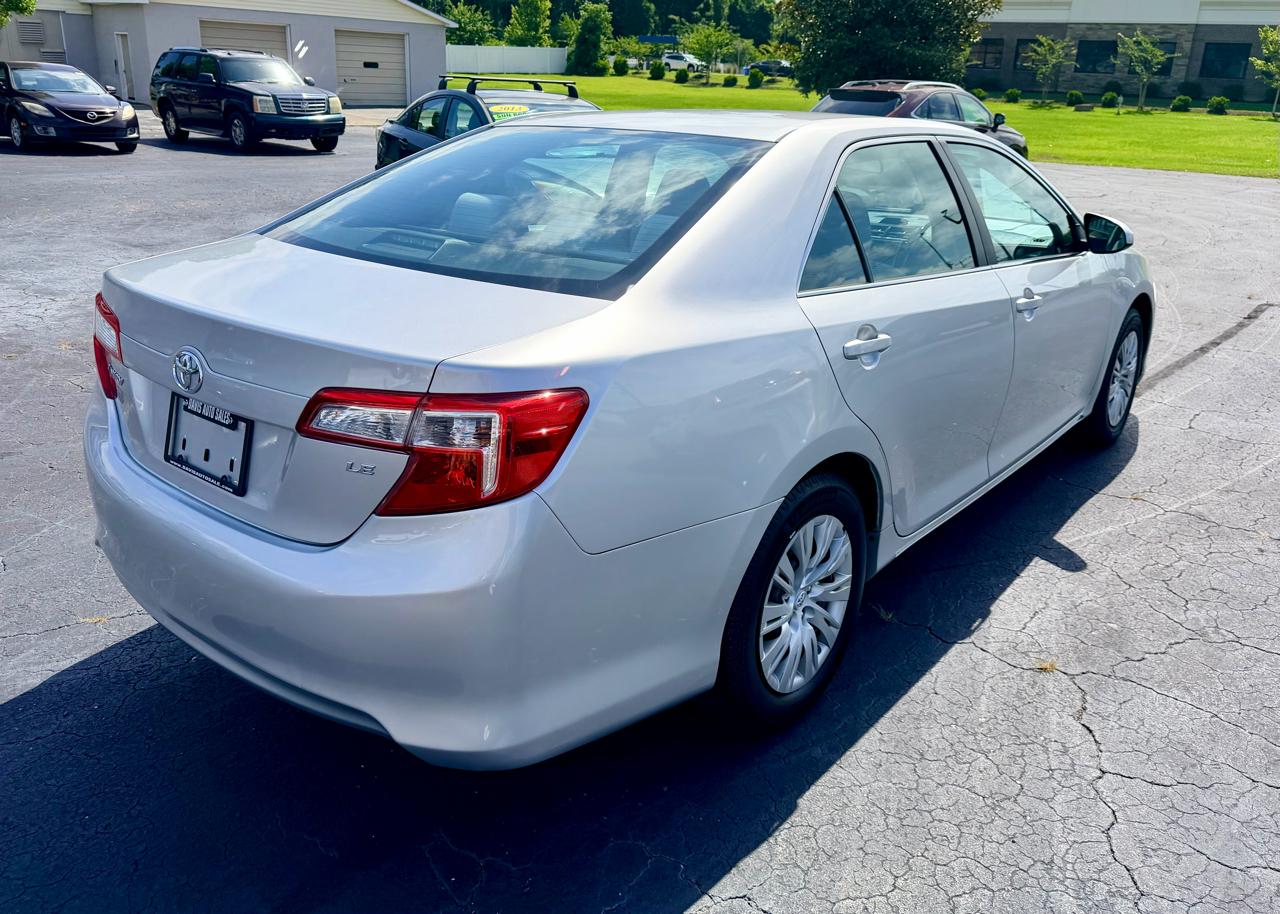 Toyota Camry LE 2012