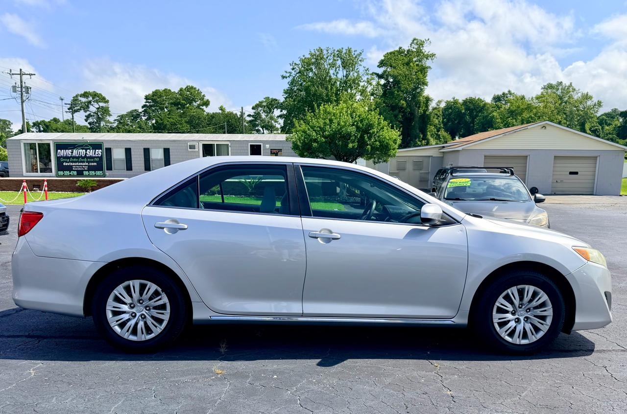 Toyota Camry LE 2012