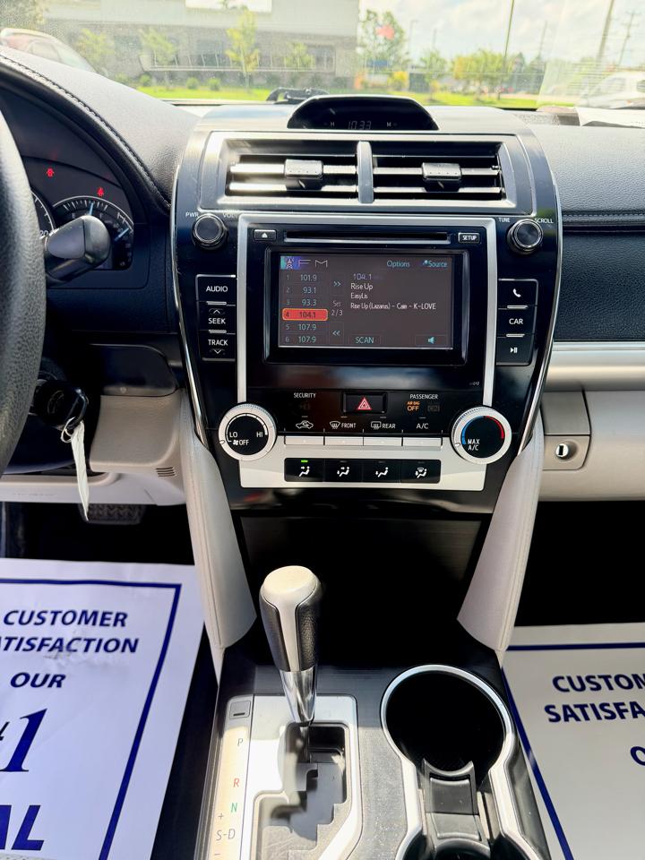 Toyota Camry LE 2012