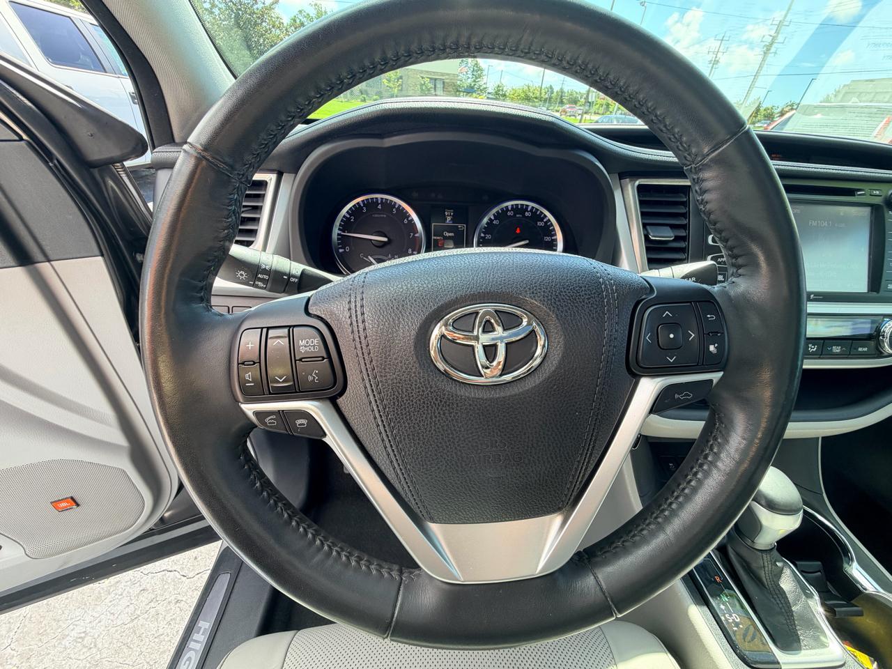 Toyota Highlander Limited AWD V6 2015