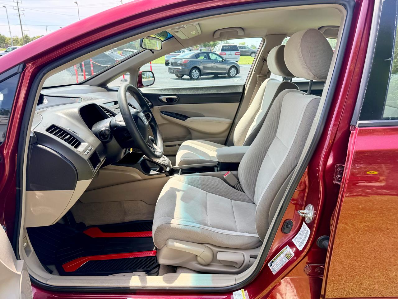 2011 Honda Civic LX - Photo 9