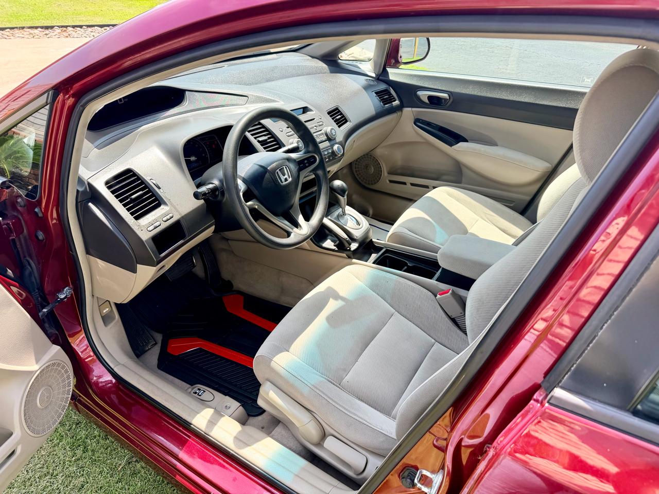 2011 Honda Civic LX - Photo 10