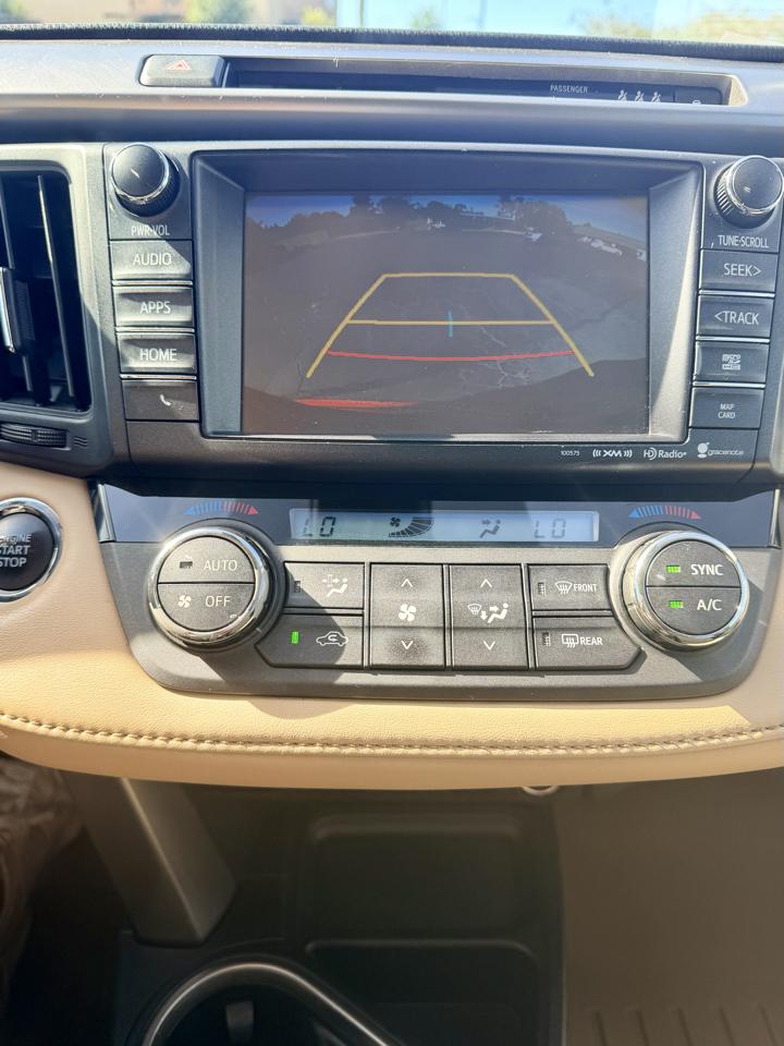 Toyota RAV4 XLE FWD 2017